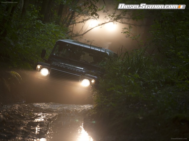 Land Rover Defender 2013 Picture #5 Land Rover Defender 2013 Picture #5